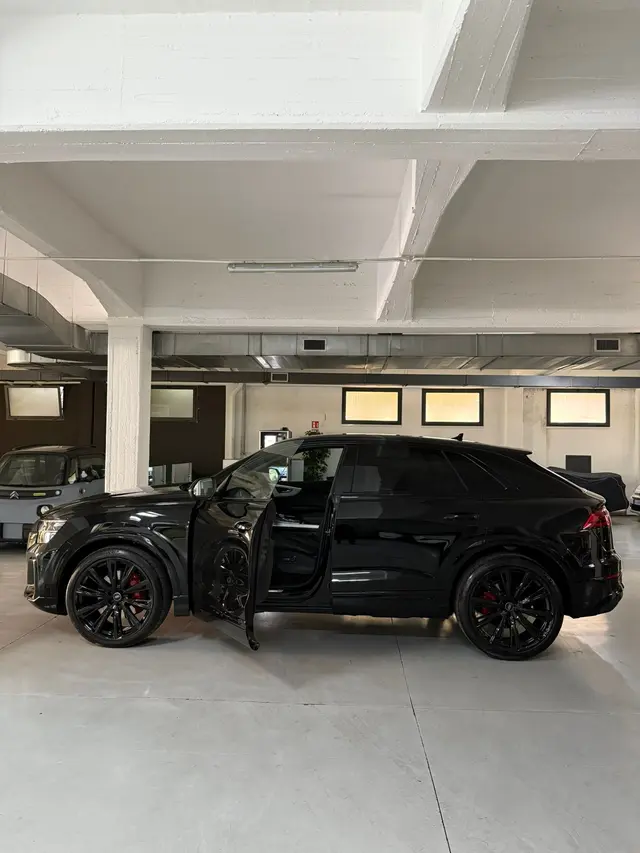 Audi Q8 2025 — Super Car Rental Switzerland, Switzerland
