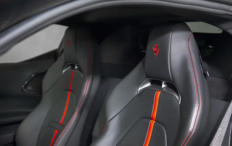 Ferrari SF90 Stradale 2025, vue arrière — Super Car Rental Switzerland, Switzerland. Ferrari SF90 Stradale in Switzerland Louer une Ferrari SF90 Stradale en Suisse, c'est…