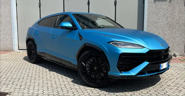 Lamborghini Urus SE 2025 — Super Car Rental Switzerland, Switzerland