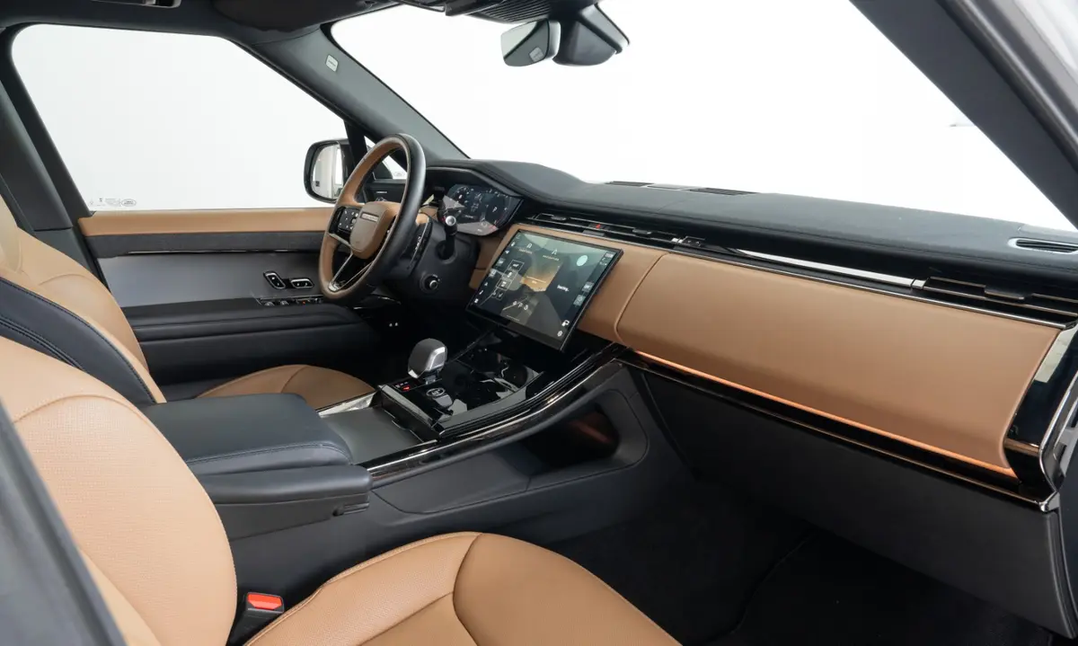 Land Rover Range Rover Sport 2025, extérieur — Super Car Rental Switzerland, Switzerland. Land Rover Range Rover Sport in Switzerland Louer un Land Rover Range Rover Sport 2025 en…