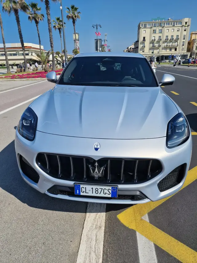 Maserati Grecale GT 2025 — Super Car Rental Switzerland, Switzerland