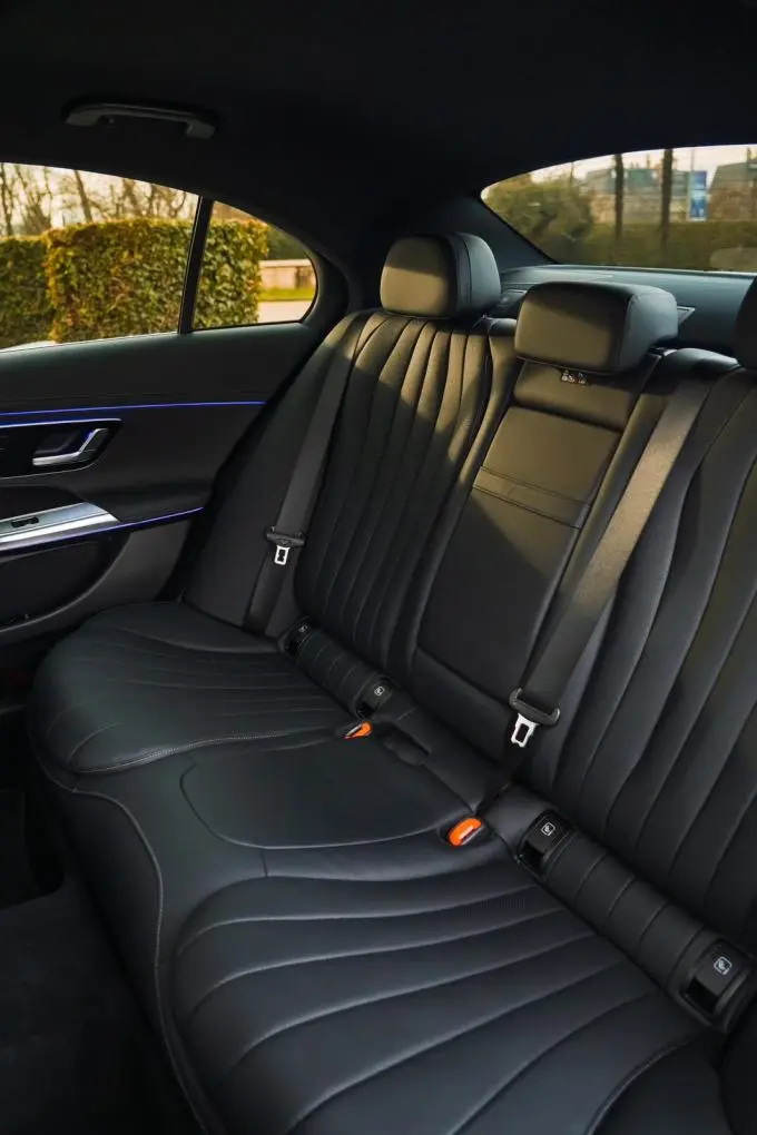 Mercedes Benz E-klasse 220d Premium Plus 2026, interior — Super Car Rental Switzerland, Switzerland. Mercedes Benz E-klasse 220d Premium Plus in Switzerland The Mercedes Benz E-klasse 220d…
