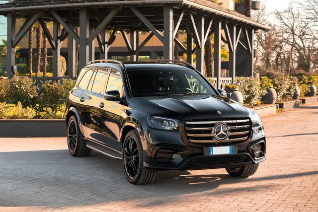Mercedes Benz GLS-klasse 350 D Exclusive 7 Posti 2025 — Super Car Rental Switzerland, Switzerland