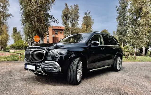 Mercedes Benz GLS Maybach 2022 — Super Car Rental Switzerland, Switzerland