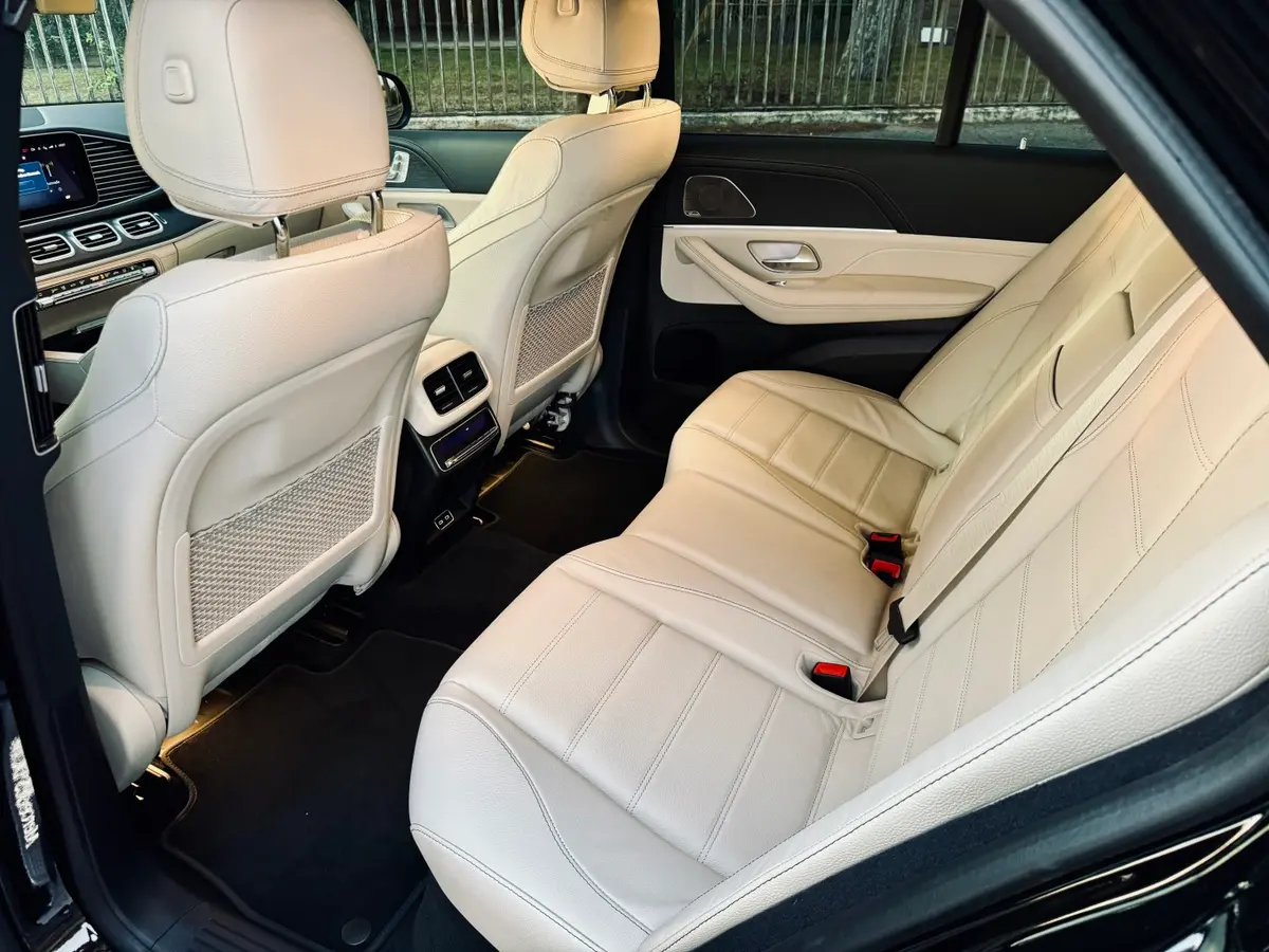 Mercedes Benz GLS Maybach 2022, front view — Super Car Rental Switzerland, Switzerland. Mercedes Benz GLS Maybach in Switzerland The Mercedes Benz GLS Maybach 2022 is available…