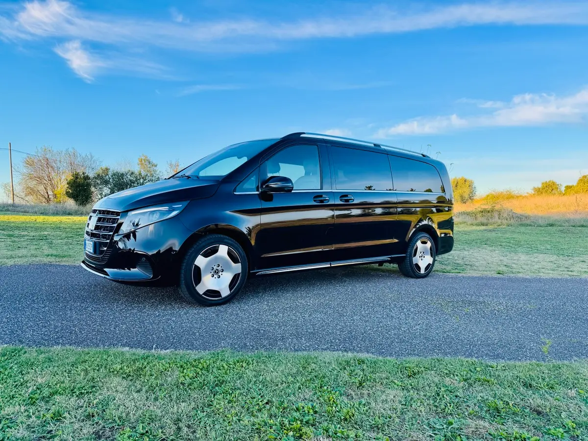 Mercedes Benz V300 4x4 XL Exclusive 7 seats 2025 — Super Car Rental Switzerland, Switzerland. Mercedes Benz V300 4x4 XL Exclusive 7 seats in Switzerland Der Mercedes Benz V300 4x4 XL…