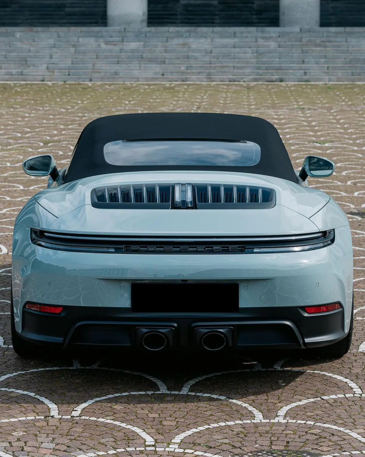 Porsche Carrera Spyder 992,2 GTS 2025, Außenansicht — Super Car Rental Switzerland, Switzerland. Porsche Carrera Spyder 992,2 GTS in Switzerland Der Porsche Carrera Spyder 992,2 GTS…