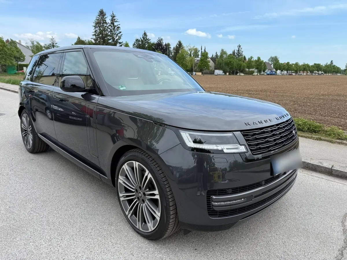 Rover Range Rover Autobiography D350 7s 2025 — Super Car Rental Switzerland, Switzerland. Rover Range Rover Autobiography D350 7s in Switzerland The Rover Range Rover…