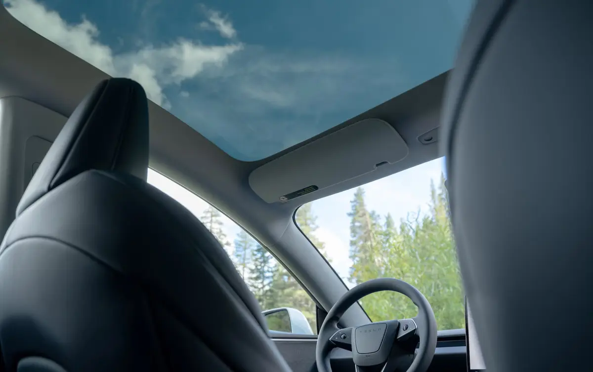 Tesla Model 3 Performance 2026, intérieur — Super Car Rental Switzerland, Switzerland. Tesla Model 3 Performance in Switzerland La Tesla Model 3 Performance 2026 est proposée à…